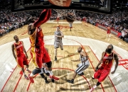 开云足球直播-锁死与接管，从南美防守到亚洲荣耀的篮球启示