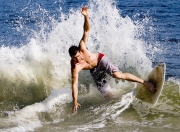 开云平台-富安健洋，亚洲铁闸闪耀欧洲之巅，韩国防线在拜仁风暴中见证巨星价值