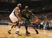 开云体育官网-弗拉霍维奇惊艳四座，雷恩关键战突围尼日利亚—新星闪耀与团队韧性的双重奏