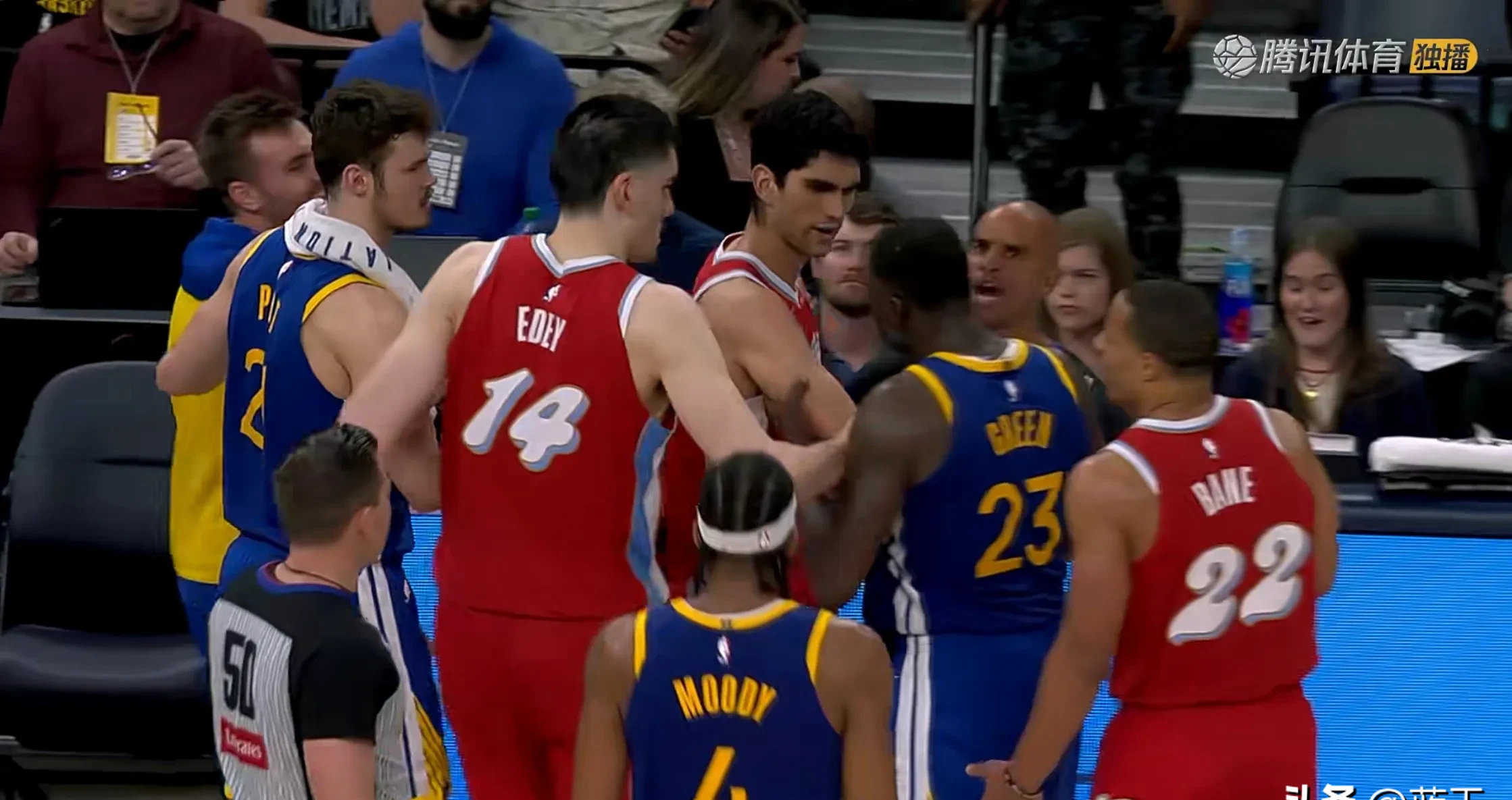 勇士双星砍下分,带领球队取胜的简单介绍 勇士双星砍下分,带领球队取胜的简单介绍