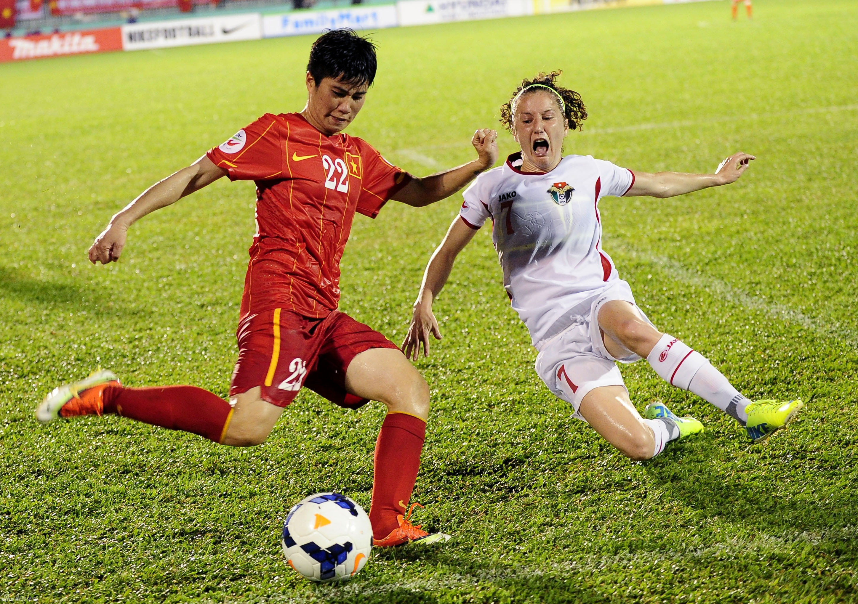 国家女子足球队取得亚洲比赛胜利 国家女子足球队取得亚洲比赛胜利
