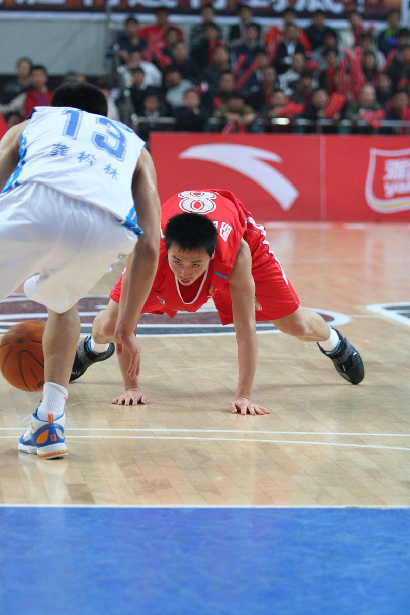 对手实力相当,比赛分数紧张 对手实力相当,比赛分数紧张