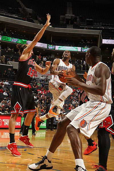 关于山猫负于奇才,季后赛前景愈发渺茫的信息 关于山猫负于奇才,季后赛前景愈发渺茫的信息