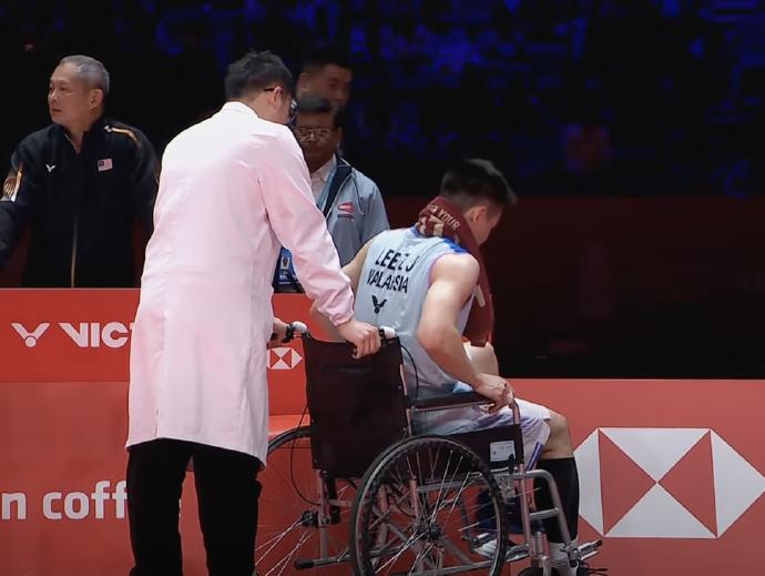 日本队横扫马来西亚队，李梓嘉关键制胜