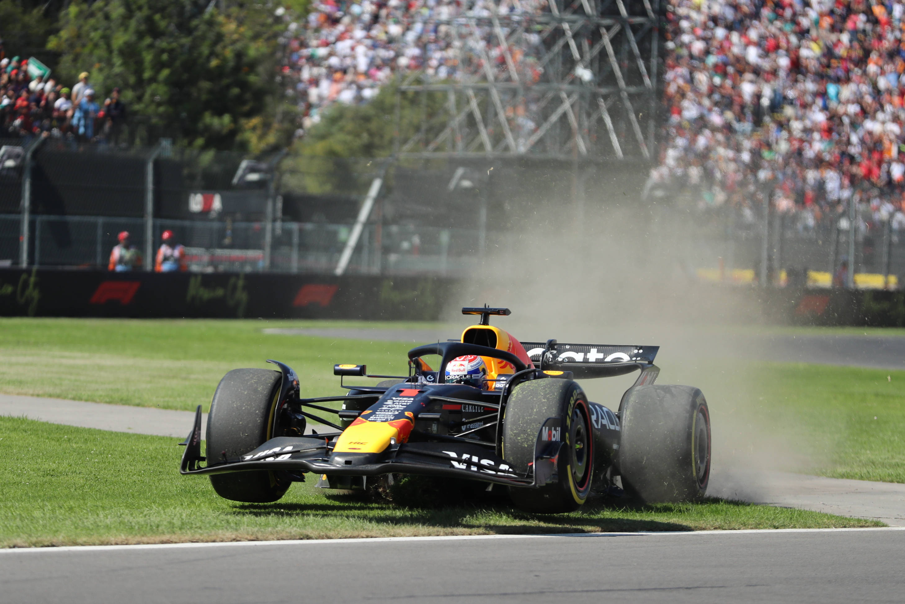 哈斯车队险胜迈凯伦，诺里斯高光表现的简单介绍