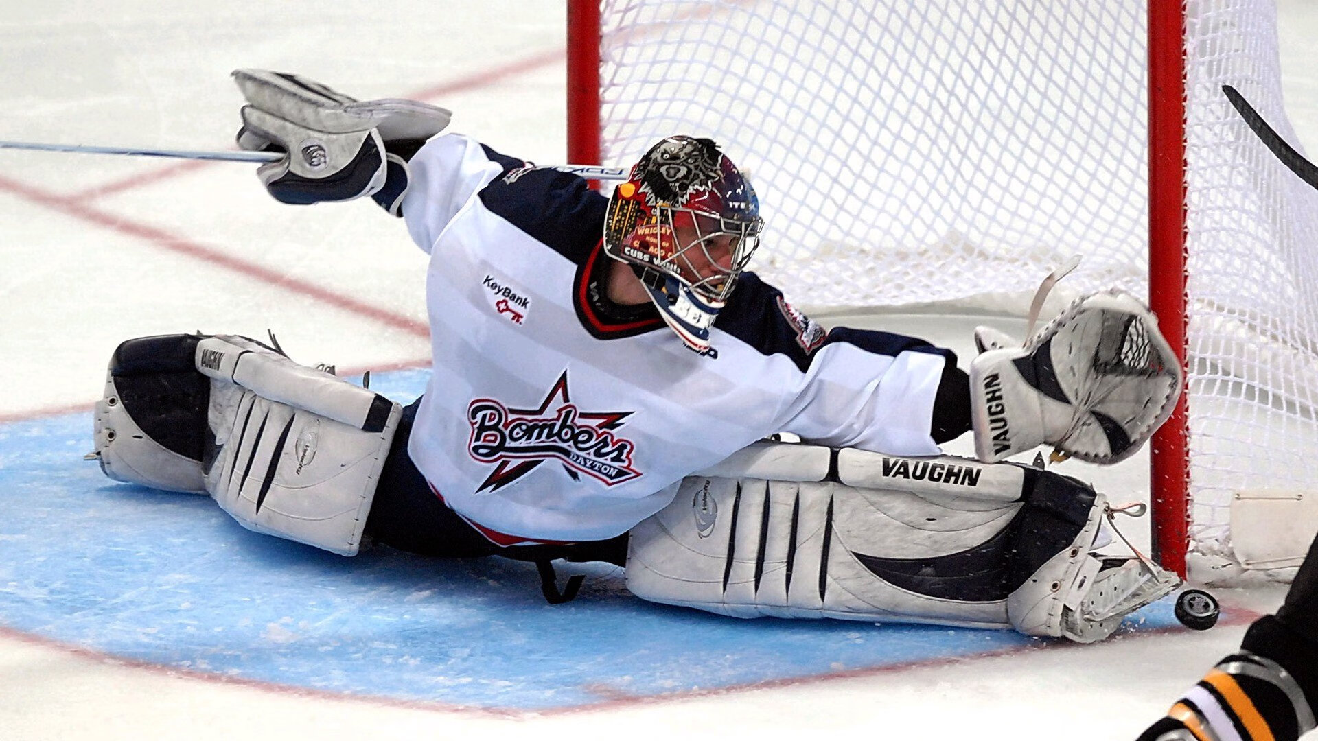 阿尔瓦雷斯破纪录之夜,法国力克苏格兰锁定争冠战席位