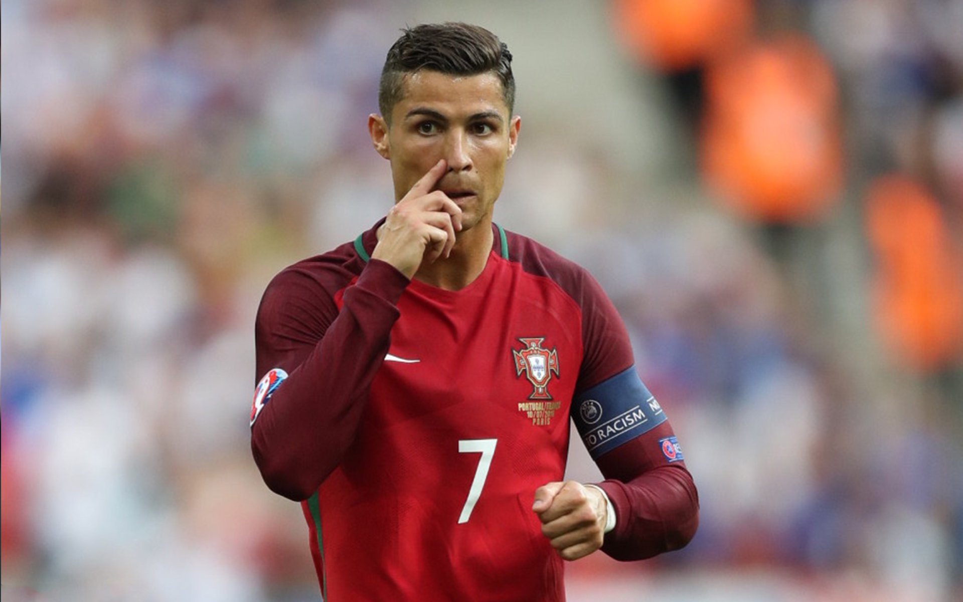 新王登基,C罗统治全场,西班牙轻取巴黎背后的战术革命